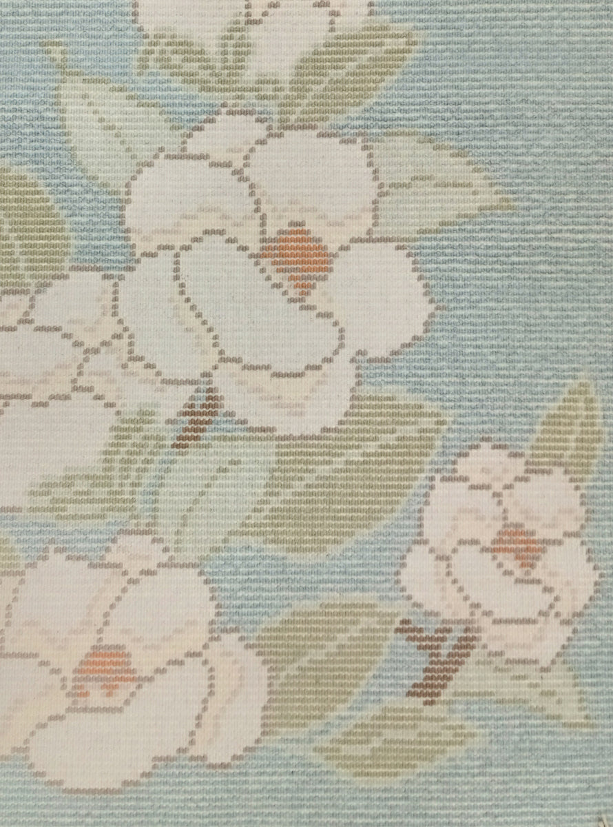 人間国宝 井上萬二氏デザイン 白磁 椿「hakuji Tubaki」 – 本家鍋島緞通