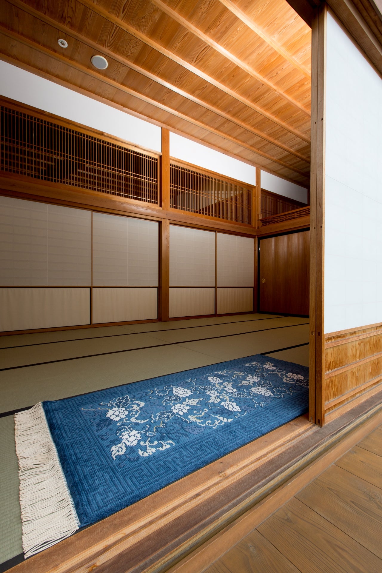 蔓牡丹唐草文 縁卍繋文 「Turubotankarakusamon Fuchimanjitunagimon